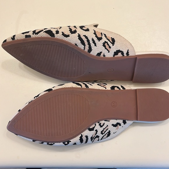 Charmivy- Beautiful Mules-Only worn twice-really good condition-very comfortable - Picture 4 of 8